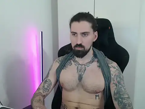 MateoHunk online show from May 15, 2026, 1:07 pm