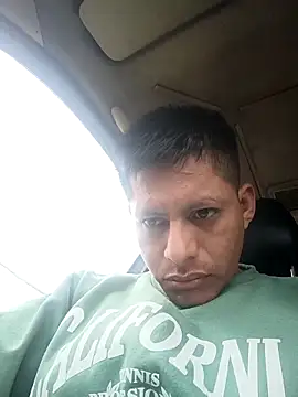 alexchir4 online show from October 8, 2025, 12:47 pm