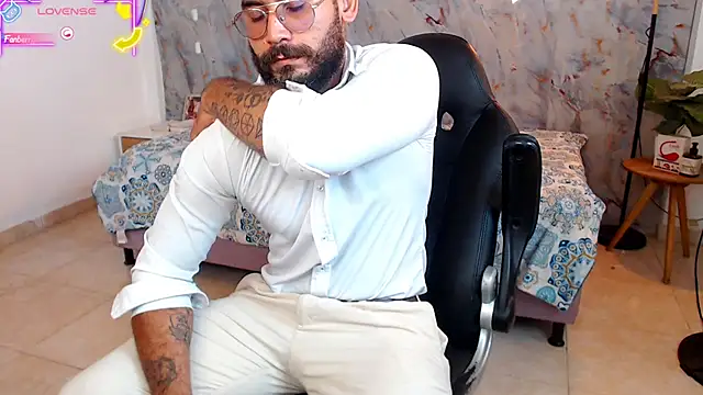 hanz col online show from December 1, 2025, 6:13 pm