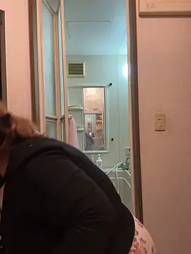 Snapshot of SAKU-RA-chan chatting on December 19, 2025, 11:28 am SAKU-RA-chan online show from December 19, 2025, 11:28 am