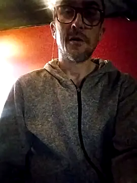 Joss046 online show from May 6, 2026, 2:44 pm