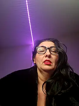Genoveva73sexy online show from December 28, 2024, 9:08 pm