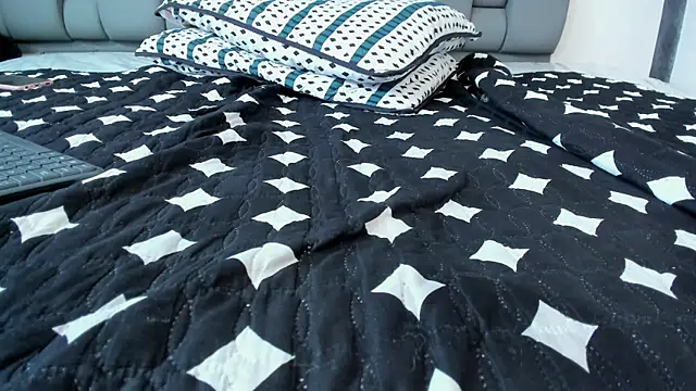 Jade squirtt online show from January 30, 2025, 1:53 pm