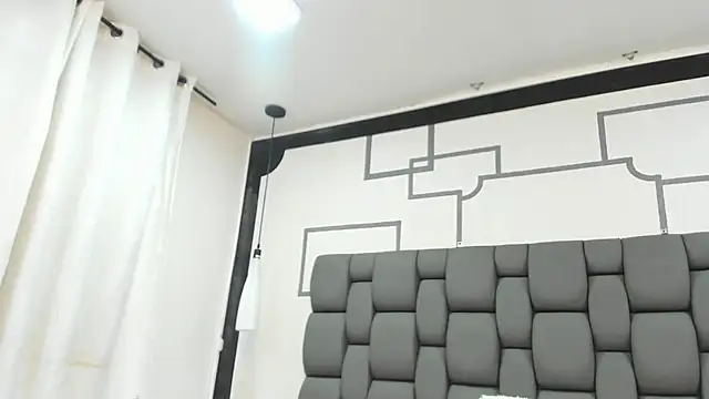 Jade squirtt online show from October 11, 2025, 12:26 pm