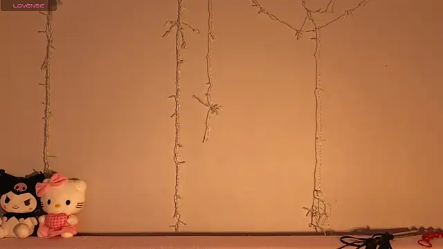 emili blanc online show from January 14, 2025, 12:45 pm