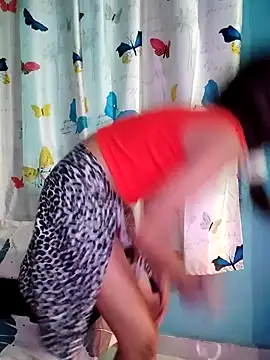 Reena Singh53 online show from December 30, 2024, 9:37 am