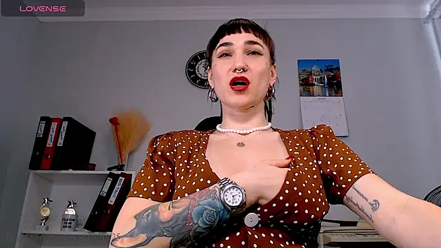 FoxRineHelen online show from March 3, 2025, 12:58 pm