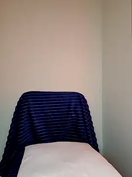 FoxRineHelen online show from March 20, 2025, 11:16 am