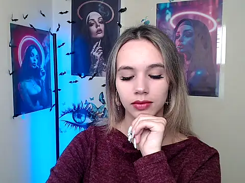  StAcY online show from September 30, 2025, 12:10 pm