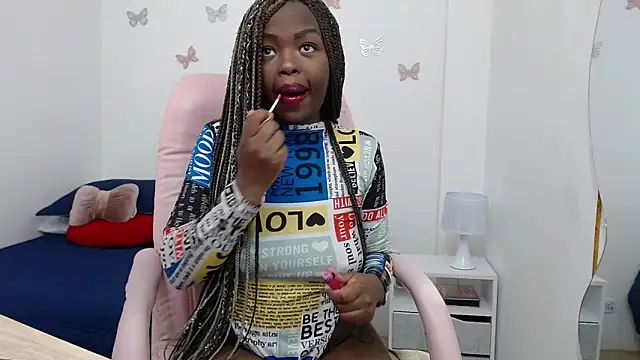  Zooee online show from January 4, 2025, 11:43 am