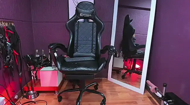 Snapshot of julietta_escobar chatting on January 23, 2025, 6:17 am julietta escobar online show from January 23, 2025, 6:17 am