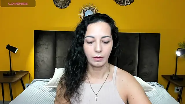 Linda Insatiable online show from March 5, 2025, 1:31 am