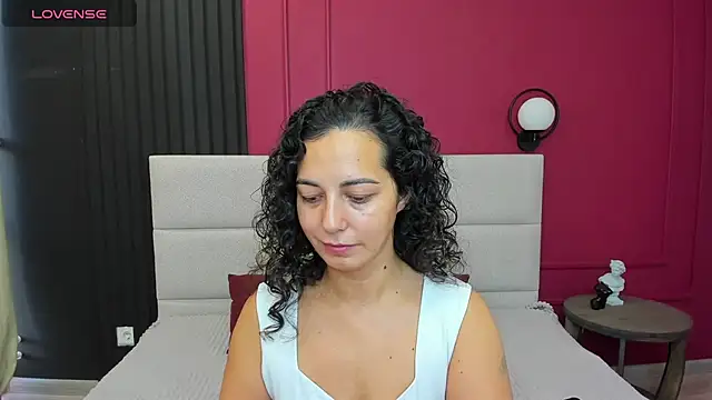 Linda Insatiable online show from September 26, 2025, 1:20 am