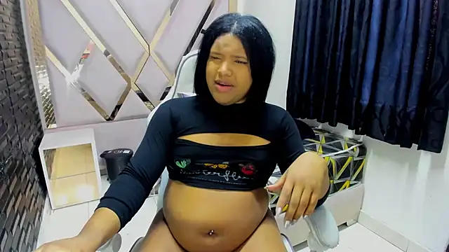 ShanayaKops online show from December 21, 2025, 1:29 pm