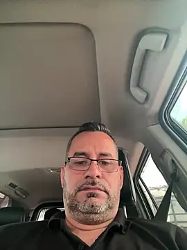 Snapshot of party2025 chatting on February 9, 2026, 2:32 pm party2025 online show from February 9, 2026, 2:32 pm