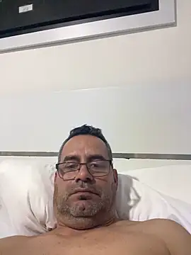 Snapshot of party2025 chatting on February 17, 2026, 10:38 pm party2025 online show from February 17, 2026, 10:38 pm