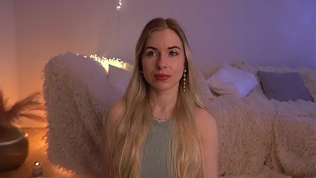 lorrie love story online show from March 15, 2026, 11:05 am