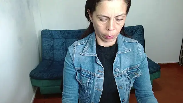 Marilyn xxxx online show from October 3, 2025, 6:38 pm