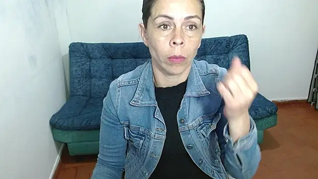 Marilyn xxxx online show from October 12, 2025, 10:42 pm