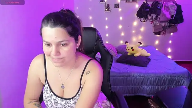 Sabrina Hall  online show from December 29, 2024, 6:24 am