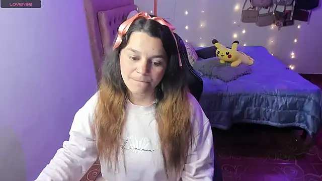 Sabrina Hall  online show from February 5, 2025, 3:55 am