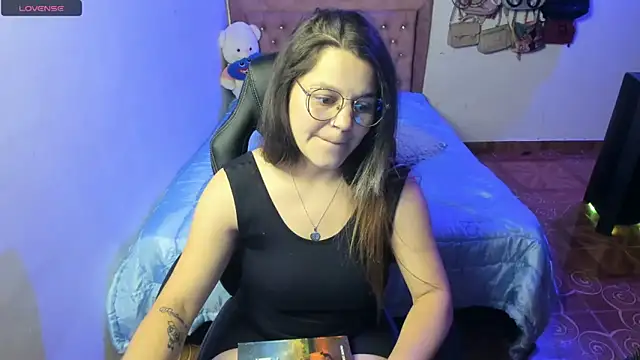 Sabrina Hall  online show from February 26, 2025, 3:10 am