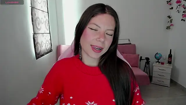 Snapshot of Susana_garcia_ chatting on March 11, 2025, 8:09 pm Susana garcia online show from March 11, 2025, 8:09 pm