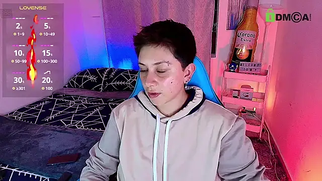 aron wi online show from September 21, 2025, 1:40 am