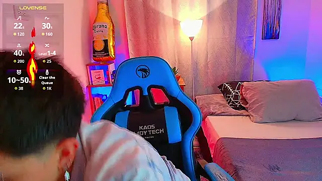 aron wi online show from September 24, 2025, 3:10 am