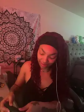 butterflybootyy online show from December 11, 2024, 3:58 pm