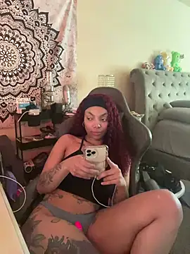 butterflybootyy online show from December 11, 2024, 7:03 pm