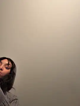 butterflybootyy online show from March 2, 2025, 6:16 am