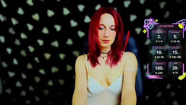 AgathaNoxe online show from May 11, 2026, 11:13 pm