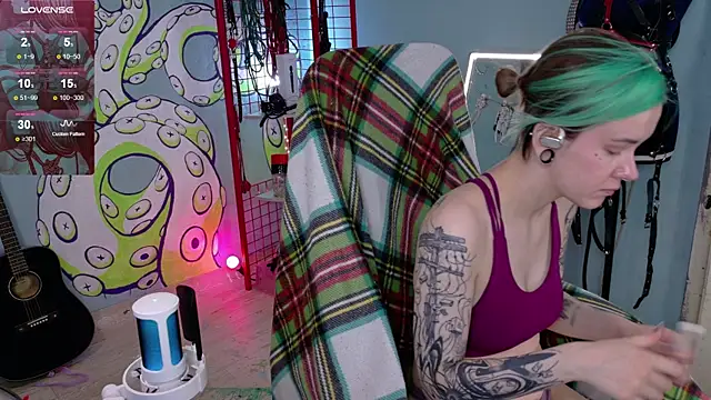 Cumpotik Eve online show from February 18, 2026, 2:51 am