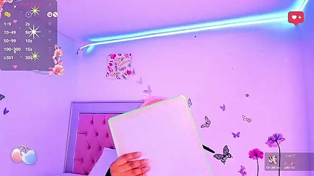 LaurinMonroe online show from January 28, 2025, 7:32 pm