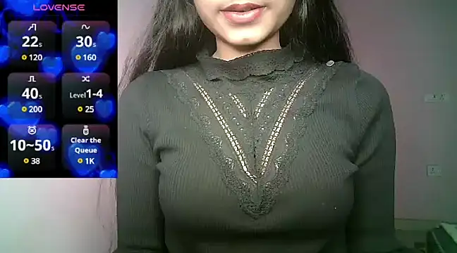 Snapshot of Aaisha_urs chatting on January 4, 2025, 1:53 pm Aaisha urs online show from January 4, 2025, 1:53 pm