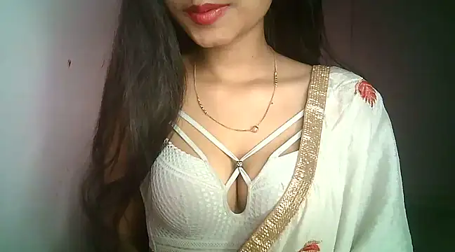 Snapshot of Aaisha_urs chatting on January 30, 2025, 2:04 pm Aaisha urs online show from January 30, 2025, 2:04 pm