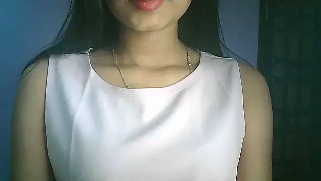 Snapshot of Aaisha_urs chatting on March 5, 2025, 3:29 am Aaisha urs online show from March 5, 2025, 3:29 am