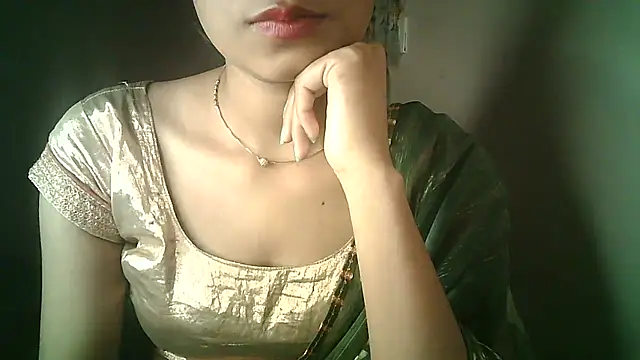 Snapshot of Aaisha_urs chatting on March 8, 2025, 2:08 pm Aaisha urs online show from March 8, 2025, 2:08 pm