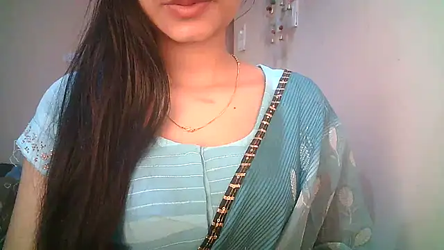 Snapshot of Aaisha_urs chatting on March 9, 2025, 3:49 pm Aaisha urs online show from March 9, 2025, 3:49 pm