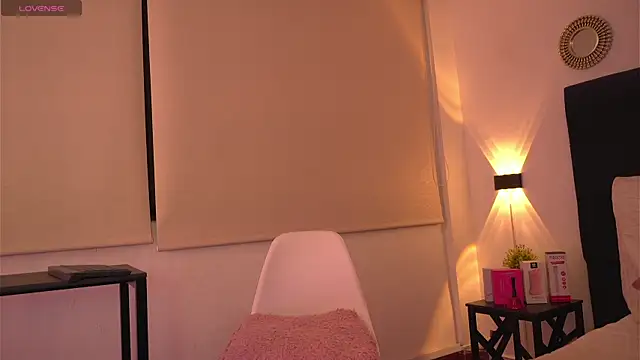 Chloe Cherry21 online show from October 9, 2025, 3:04 am