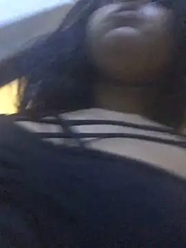 SINUECASTILLO online show from March 13, 2025, 8:11 pm