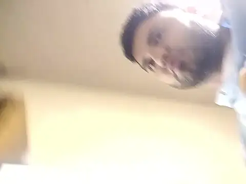 SINUECASTILLO online show from January 15, 2026, 8:19 am