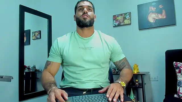 SamirHazard97 online show from October 28, 2025, 9:17 pm