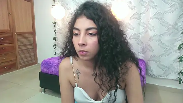 Mya paris online show from December 3, 2024, 3:30 am