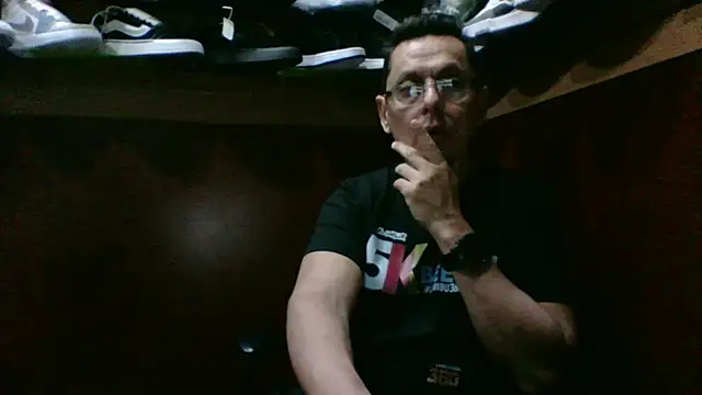 MarcusKelvin online show from October 21, 2025, 12:39 pm