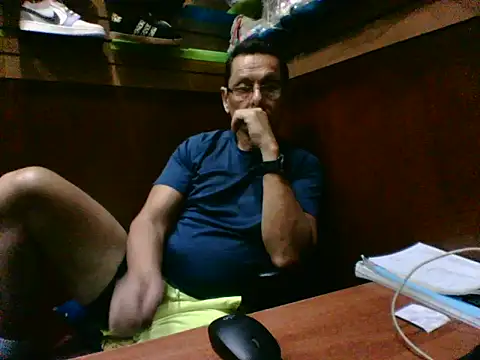 MarcusKelvin online show from November 2, 2025, 1:57 pm