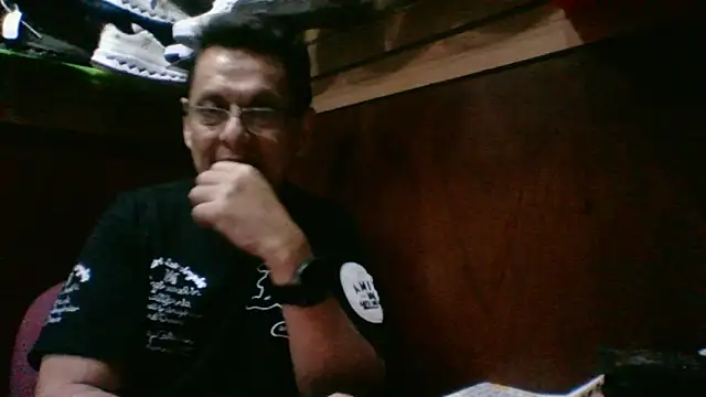 MarcusKelvin online show from November 21, 2025, 7:45 pm