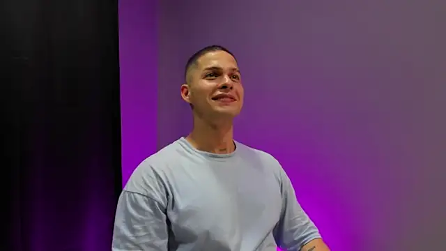 dominick crawford01 online show from March 10, 2025, 7:18 pm