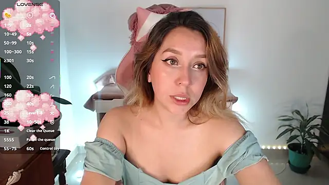 Dahlia  espresso online show from March 17, 2026, 4:06 am